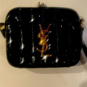 Saint Laurent Vicky Camera Bag. Size Small